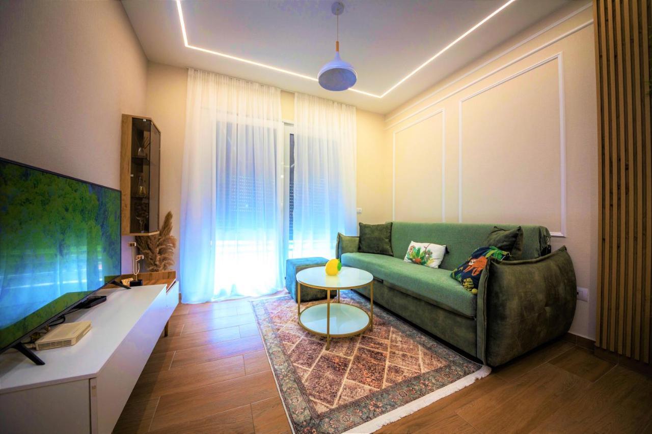 Green Terrace Apartment 4 Tirana Esterno foto